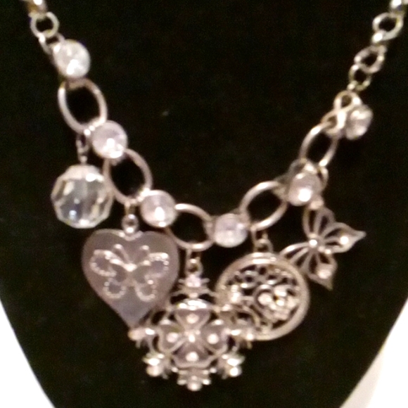 Long necklace with multiple dangle - Picture 2 of 4